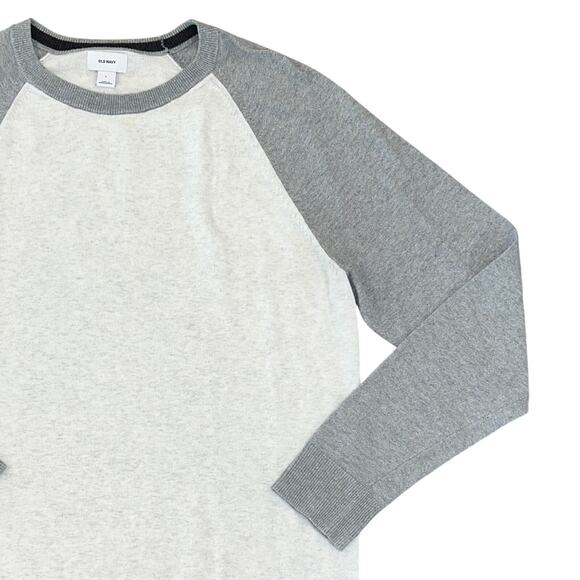 Old Navy Men's Grey and Ivory Baseball Crewneck Sweater - SIZE LARGE - Picture 3 of 6